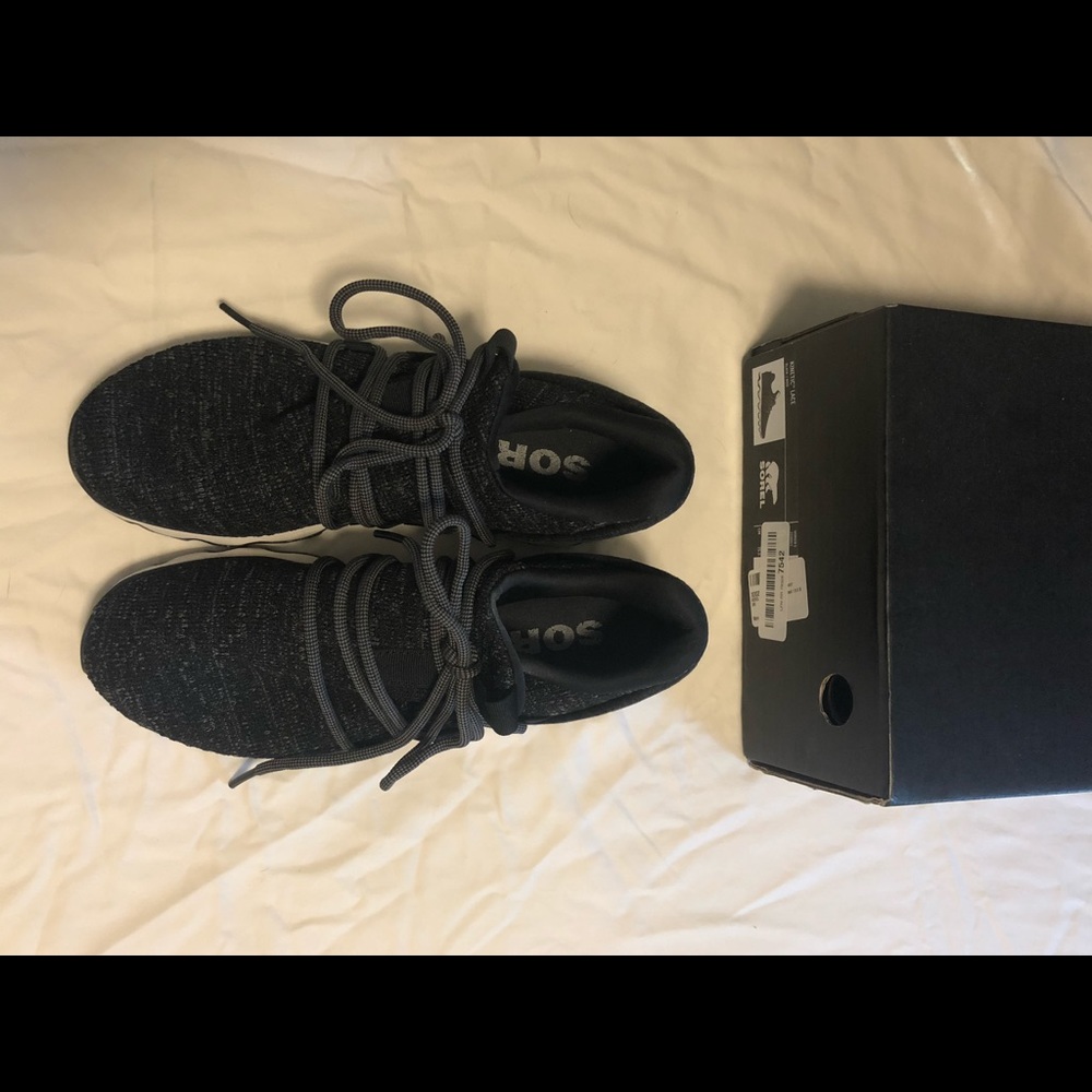 Sorel Kinetic sneakers, new in box